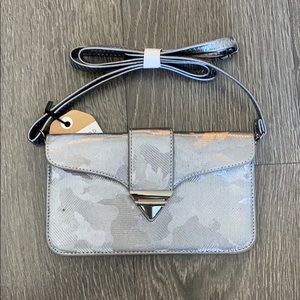Pixie Mood Camo Over the Shoulder Bag